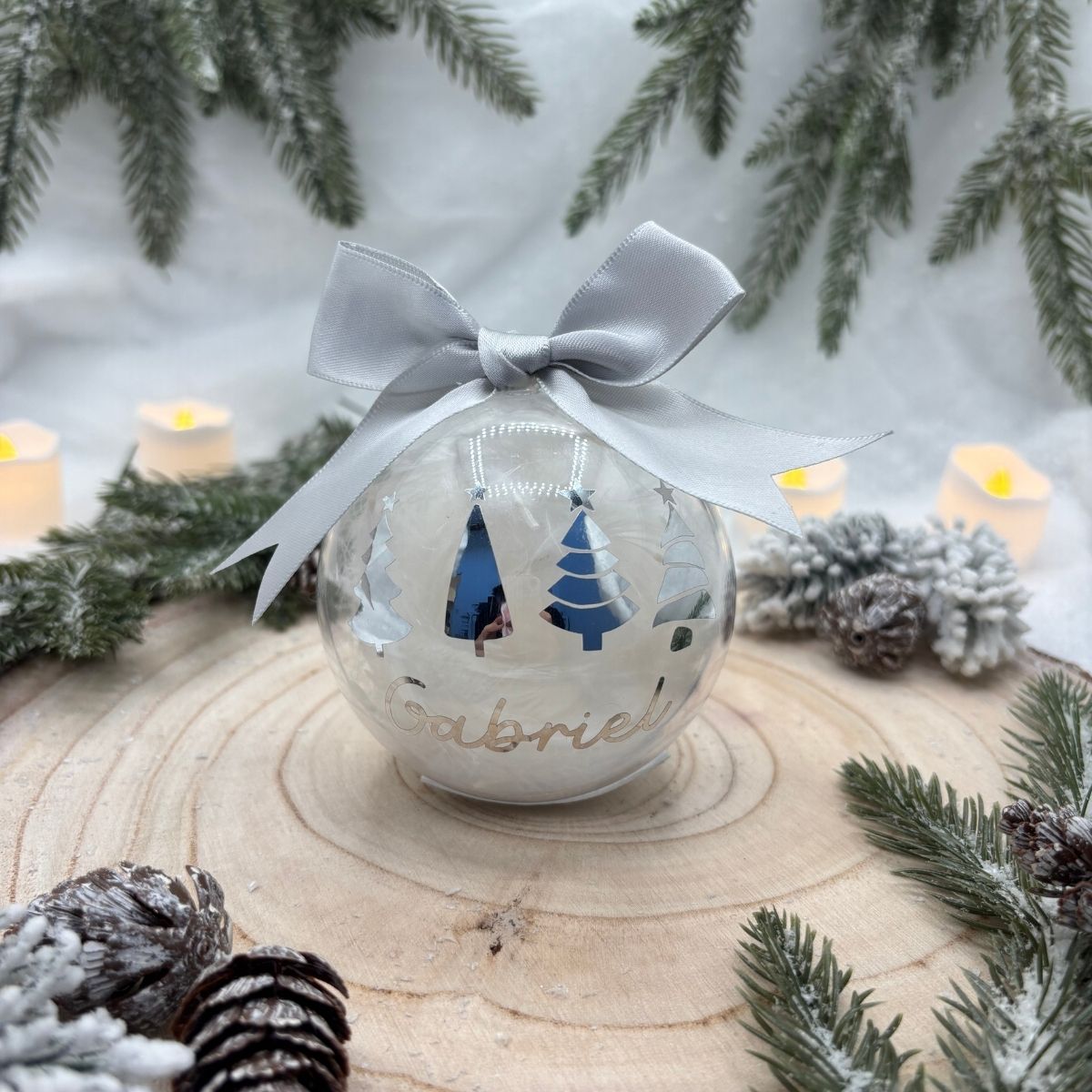 Boule de Noël L'créations