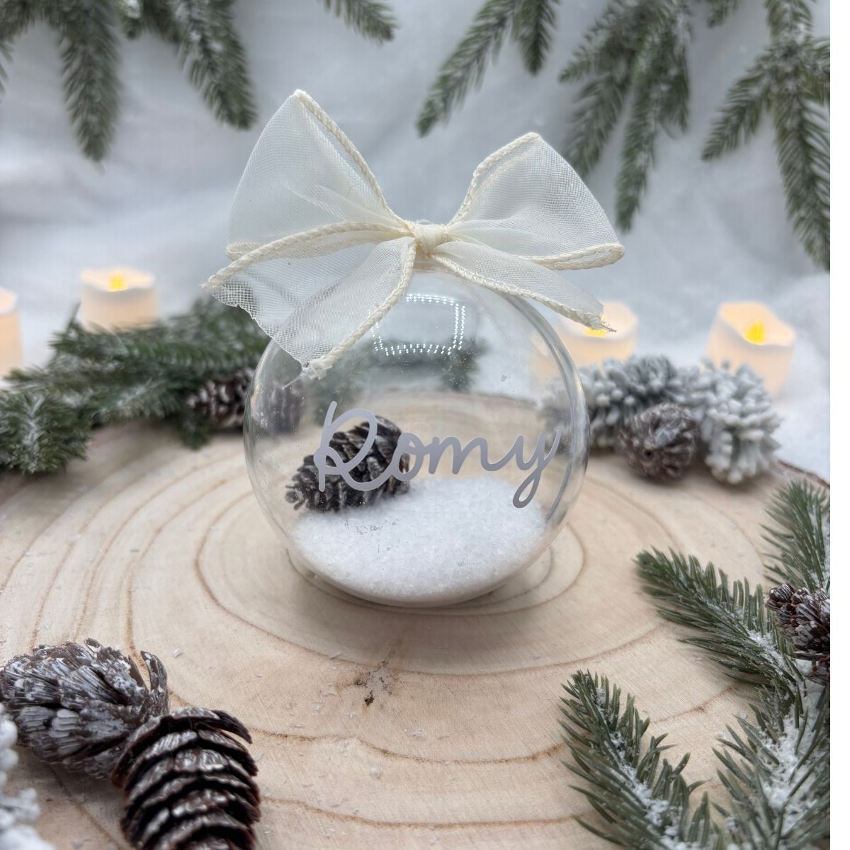 Boule de Noël L'créations